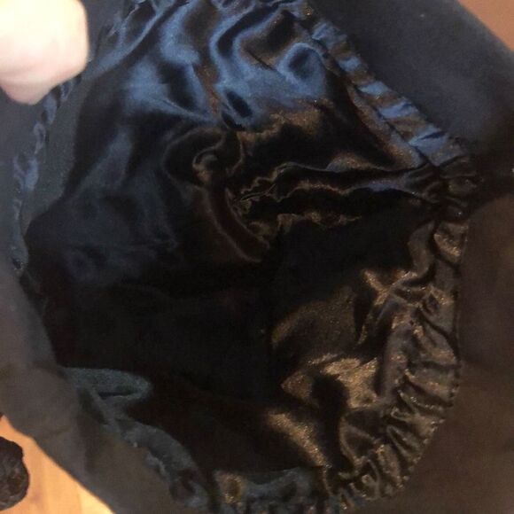 Chanel No 5 Black drawstring large pouch faux suede - Picture 3 of 4